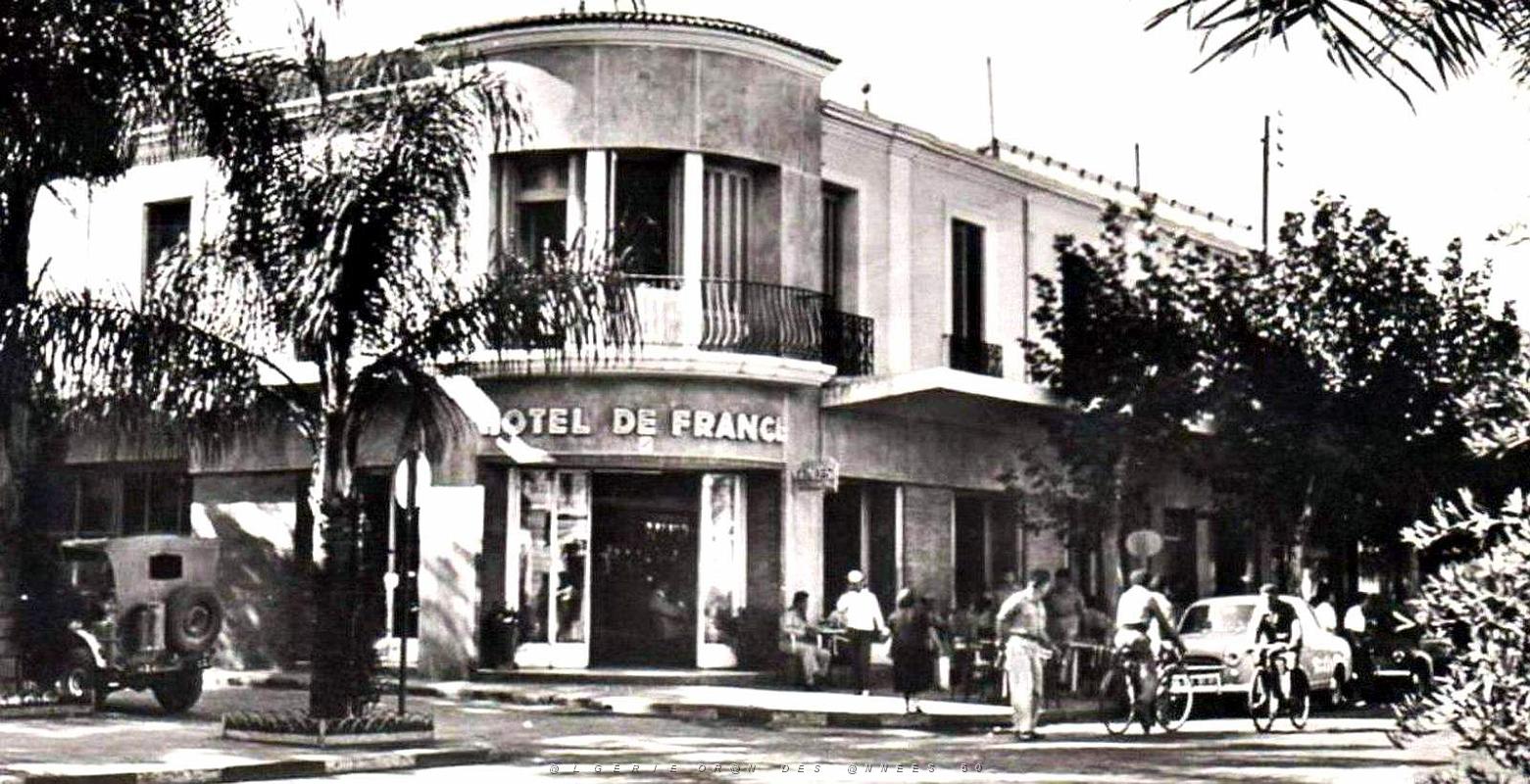 1825- Rouiba - L'Hotel2 de France en 1957.jpg